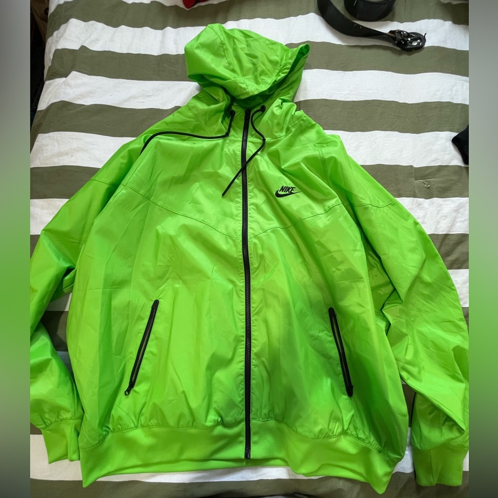 Nike Wind Breaker